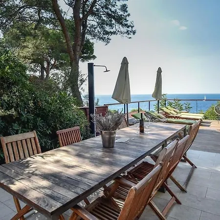 4 Bedrooms Hvar Located 100m From The Sea And 1,5 Km From Hvar Old Town Villa Hvar Town