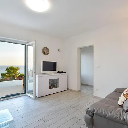 4 Bedrooms Hvar Located 100m From The Sea And 1,5 Km From Hvar Old Town فيلة هفار