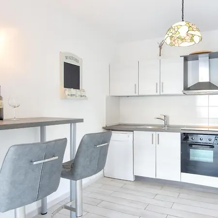 4 Bedrooms Hvar Located 100m From The Sea And 1,5 Km From Hvar Old Town *